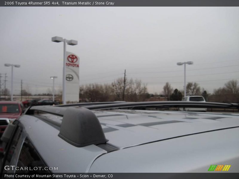 Titanium Metallic / Stone Gray 2006 Toyota 4Runner SR5 4x4