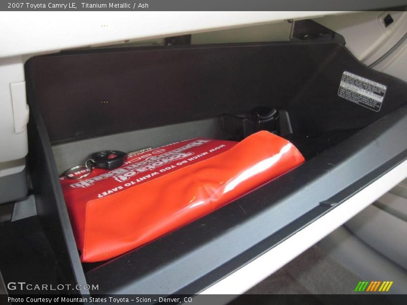 Titanium Metallic / Ash 2007 Toyota Camry LE