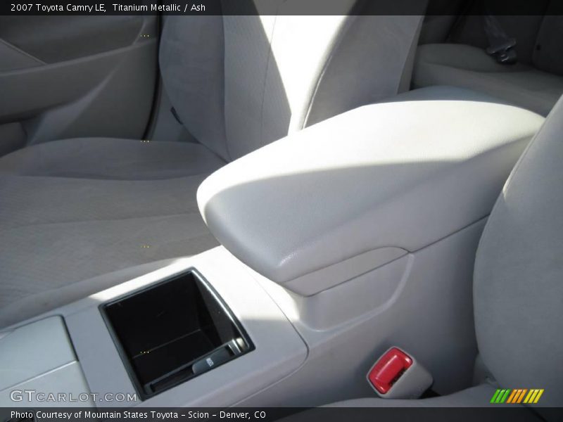 Titanium Metallic / Ash 2007 Toyota Camry LE