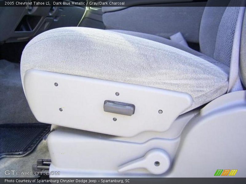 Dark Blue Metallic / Gray/Dark Charcoal 2005 Chevrolet Tahoe LS