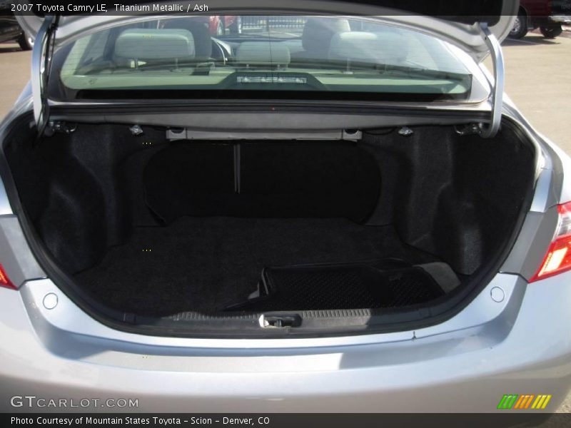 Titanium Metallic / Ash 2007 Toyota Camry LE