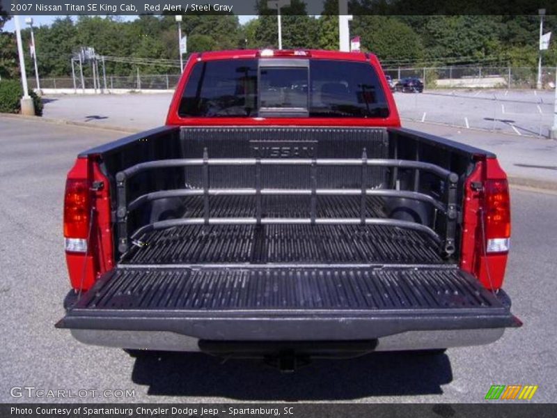 Red Alert / Steel Gray 2007 Nissan Titan SE King Cab