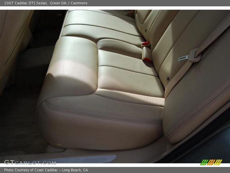 Green Silk / Cashmere 2007 Cadillac DTS Sedan