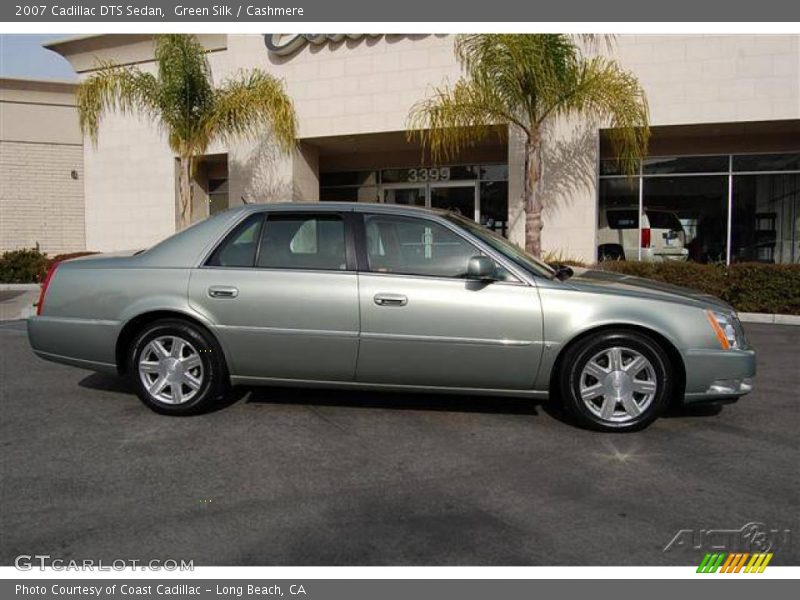 Green Silk / Cashmere 2007 Cadillac DTS Sedan