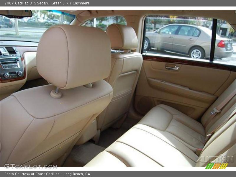 Green Silk / Cashmere 2007 Cadillac DTS Sedan