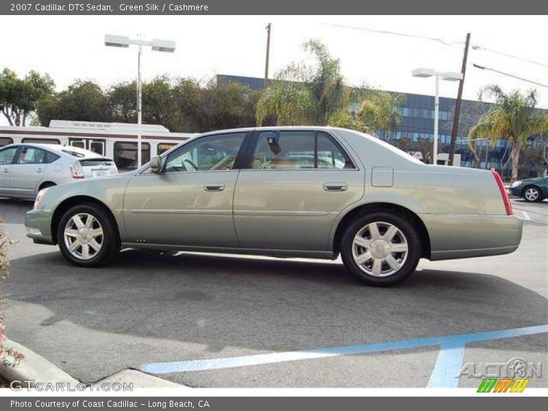 Green Silk / Cashmere 2007 Cadillac DTS Sedan