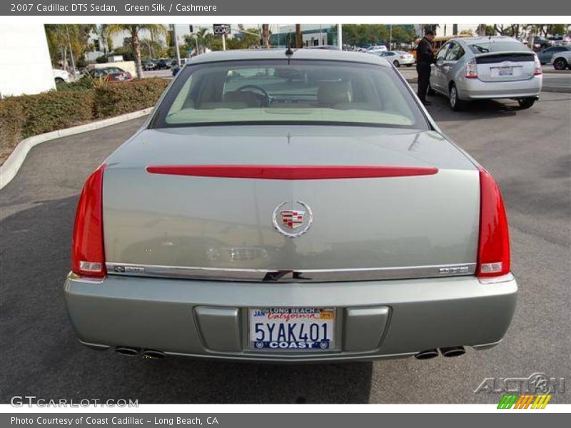 Green Silk / Cashmere 2007 Cadillac DTS Sedan