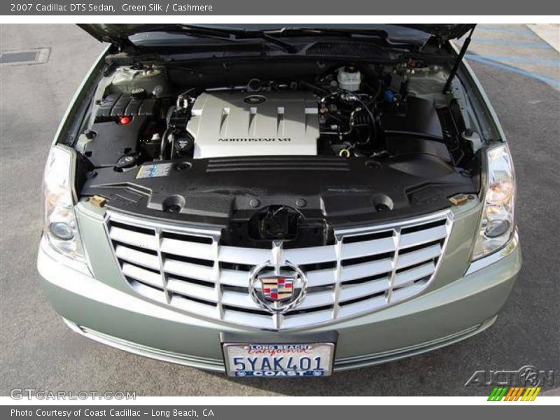 Green Silk / Cashmere 2007 Cadillac DTS Sedan