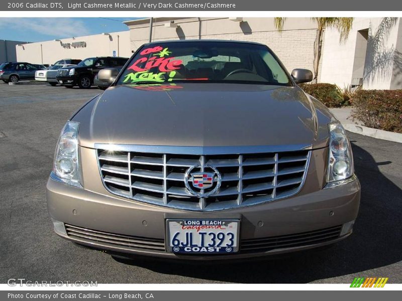 Light Cashmere Metallic / Very Dark Cashmere/Cashmere 2006 Cadillac DTS