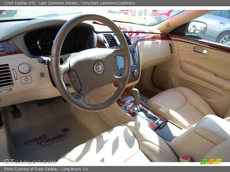 Light Cashmere Metallic / Very Dark Cashmere/Cashmere 2006 Cadillac DTS