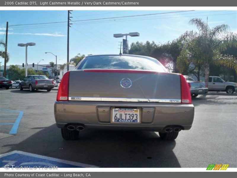 Light Cashmere Metallic / Very Dark Cashmere/Cashmere 2006 Cadillac DTS