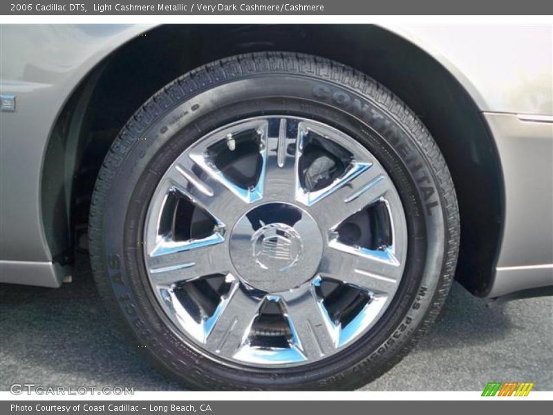 Light Cashmere Metallic / Very Dark Cashmere/Cashmere 2006 Cadillac DTS