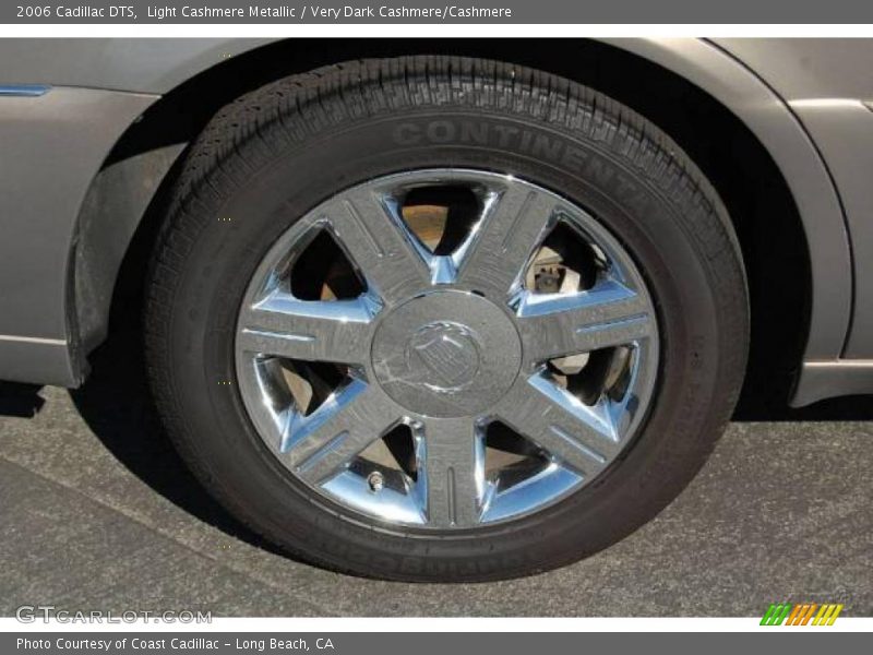 Light Cashmere Metallic / Very Dark Cashmere/Cashmere 2006 Cadillac DTS
