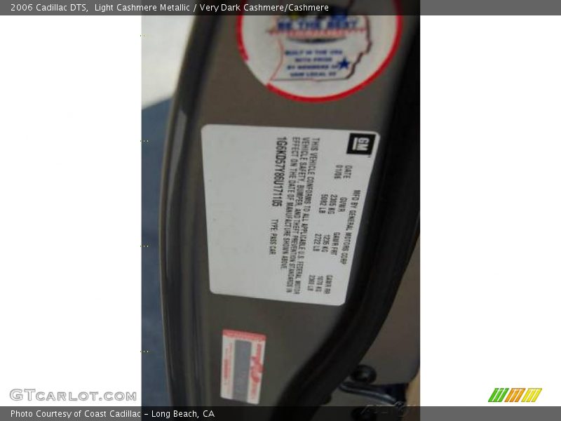 Light Cashmere Metallic / Very Dark Cashmere/Cashmere 2006 Cadillac DTS