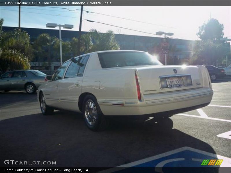 White Diamond / Neutral Shale 1999 Cadillac DeVille Concours