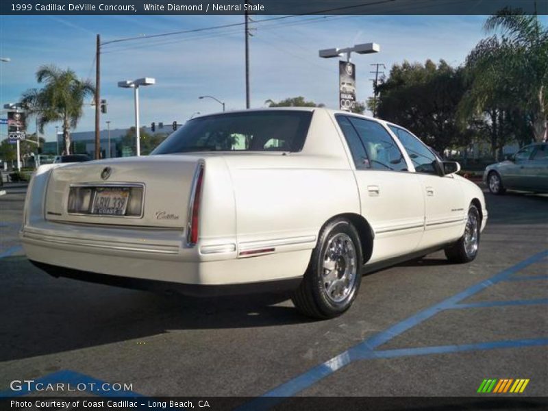 White Diamond / Neutral Shale 1999 Cadillac DeVille Concours