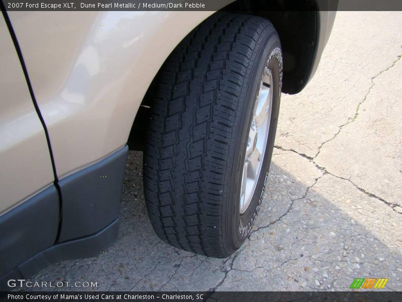Dune Pearl Metallic / Medium/Dark Pebble 2007 Ford Escape XLT