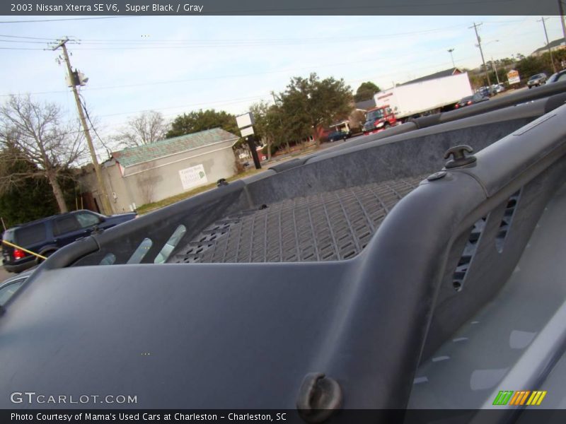 Super Black / Gray 2003 Nissan Xterra SE V6