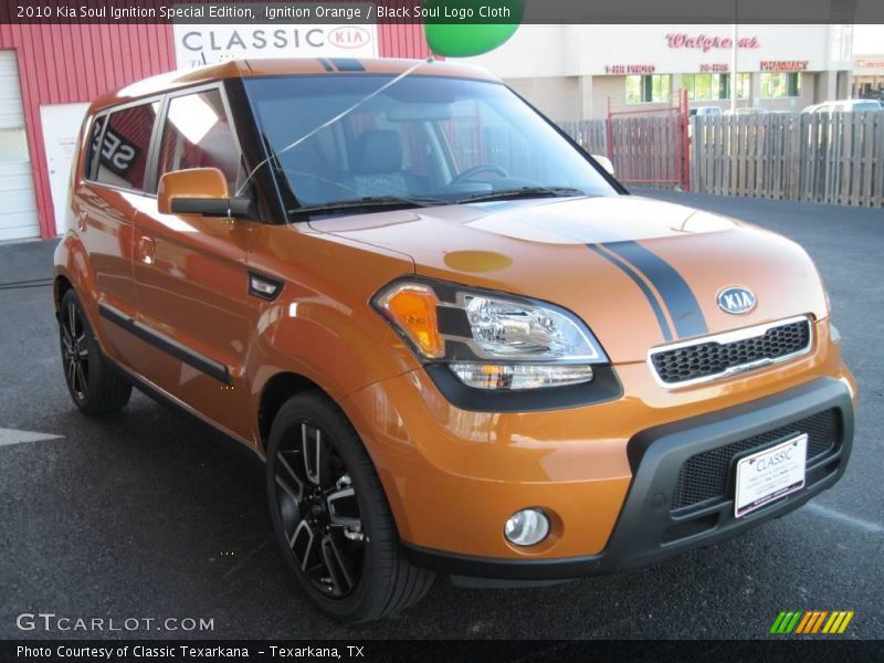 Ignition Orange / Black Soul Logo Cloth 2010 Kia Soul Ignition Special Edition