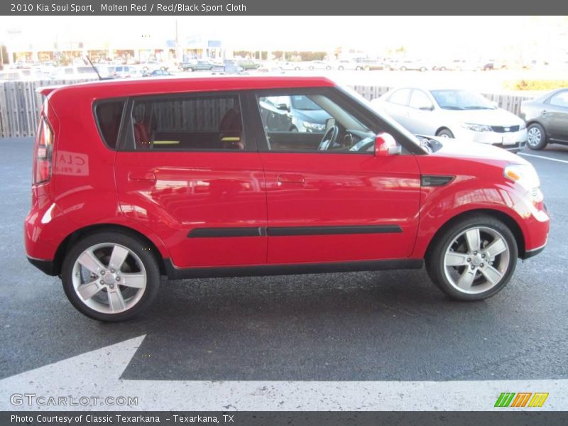 Molten Red / Red/Black Sport Cloth 2010 Kia Soul Sport