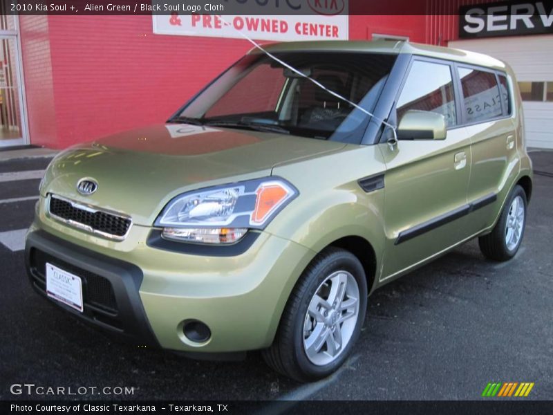 Alien Green / Black Soul Logo Cloth 2010 Kia Soul +