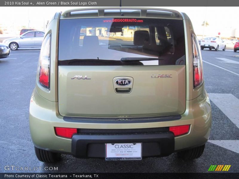 Alien Green / Black Soul Logo Cloth 2010 Kia Soul +