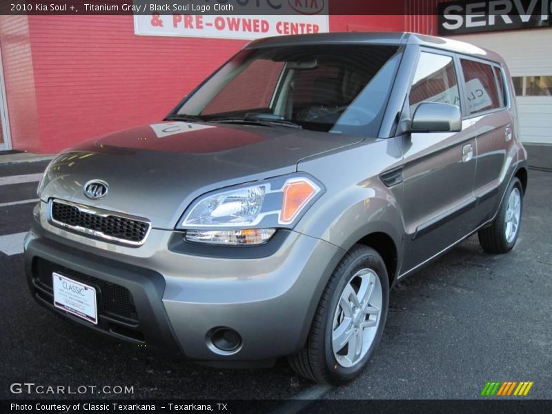Titanium Gray / Black Soul Logo Cloth 2010 Kia Soul +