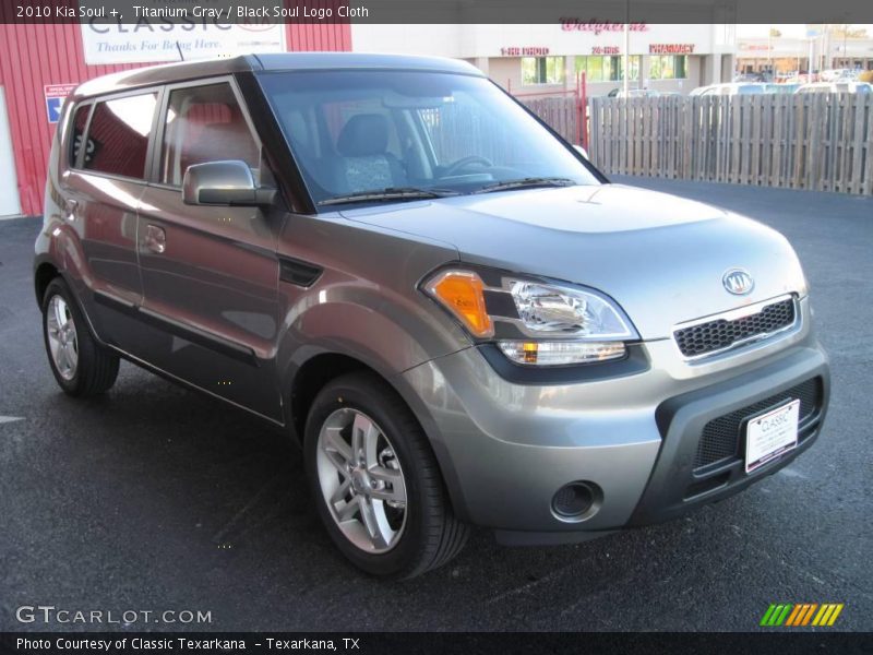 Titanium Gray / Black Soul Logo Cloth 2010 Kia Soul +