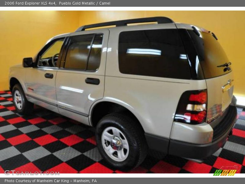 Pueblo Gold Metallic / Camel 2006 Ford Explorer XLS 4x4