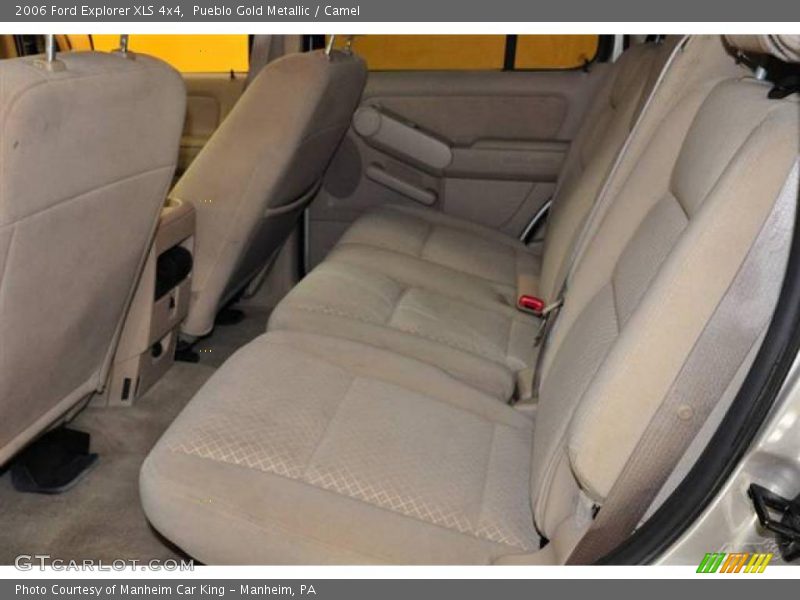 Pueblo Gold Metallic / Camel 2006 Ford Explorer XLS 4x4