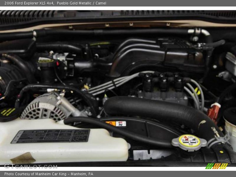 Pueblo Gold Metallic / Camel 2006 Ford Explorer XLS 4x4