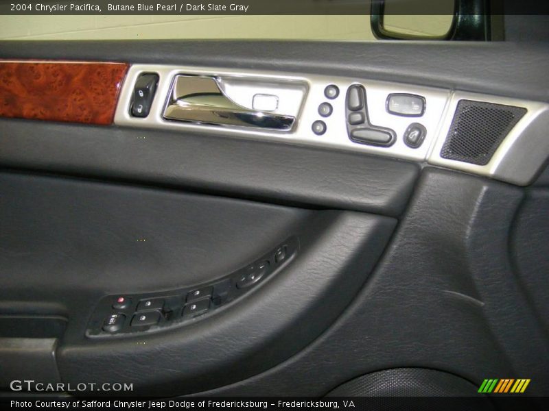 Butane Blue Pearl / Dark Slate Gray 2004 Chrysler Pacifica