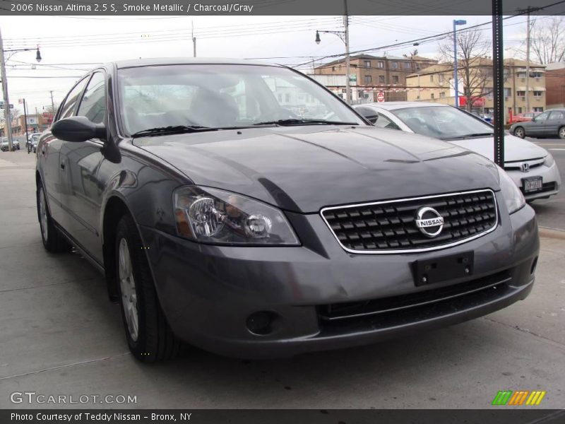 Smoke Metallic / Charcoal/Gray 2006 Nissan Altima 2.5 S