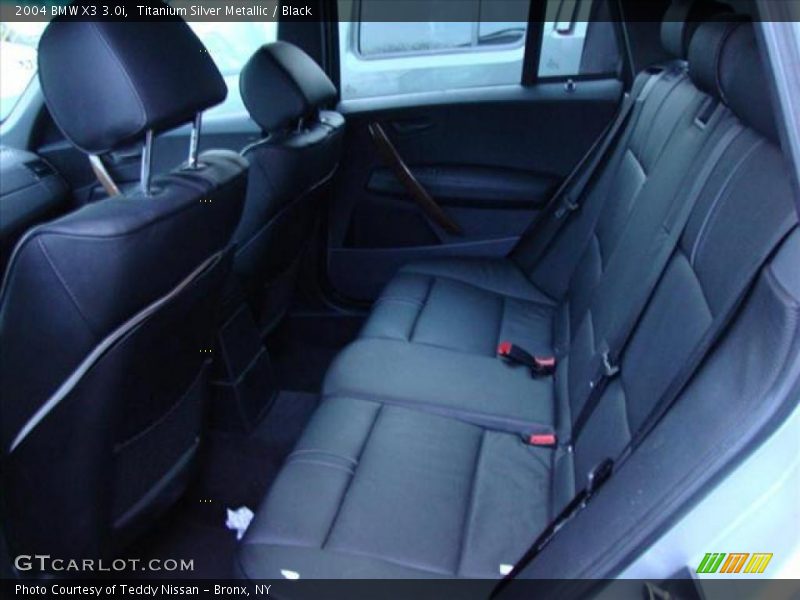Titanium Silver Metallic / Black 2004 BMW X3 3.0i