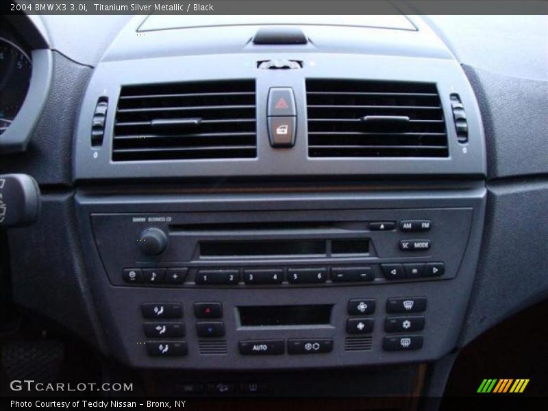 Titanium Silver Metallic / Black 2004 BMW X3 3.0i