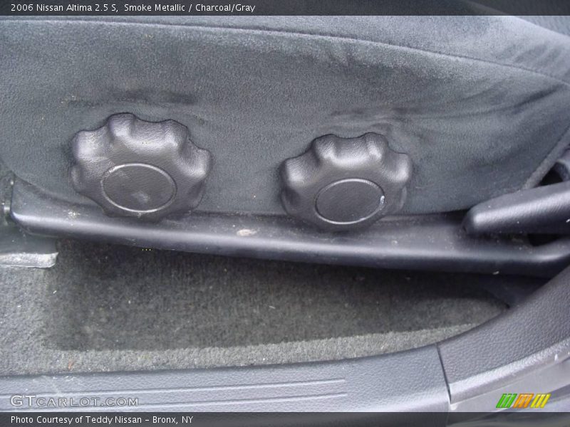 Smoke Metallic / Charcoal/Gray 2006 Nissan Altima 2.5 S