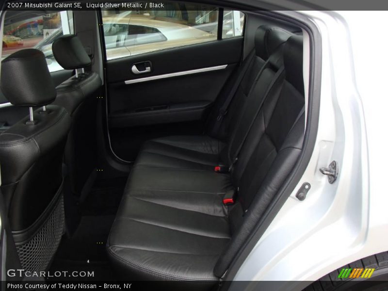 Liquid Silver Metallic / Black 2007 Mitsubishi Galant SE