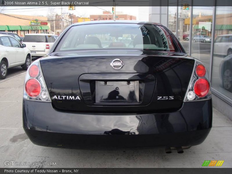 Super Black / Charcoal 2006 Nissan Altima 2.5 S