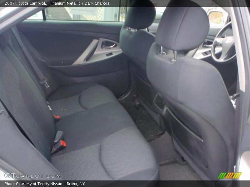 Titanium Metallic / Dark Charcoal 2007 Toyota Camry SE