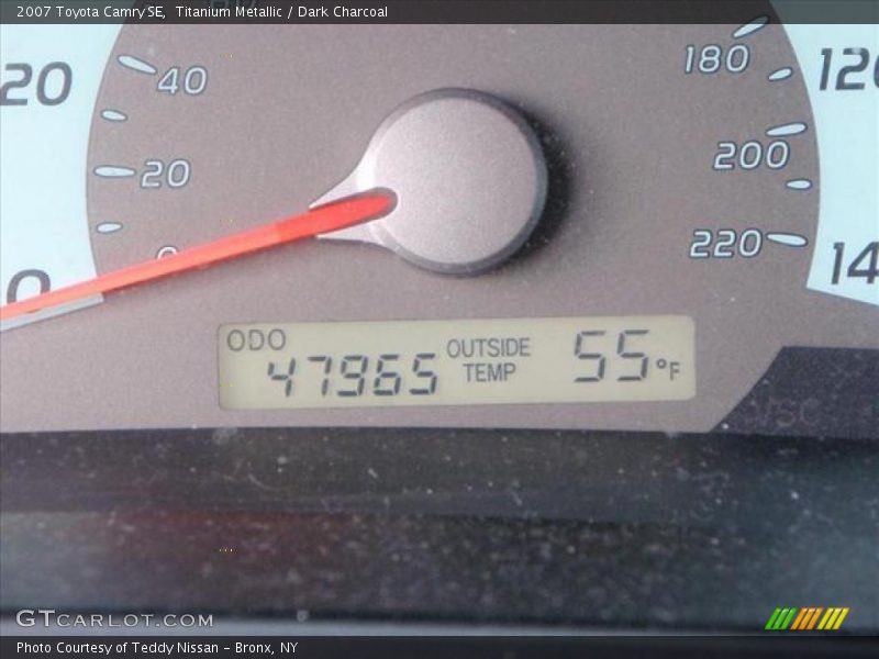 Titanium Metallic / Dark Charcoal 2007 Toyota Camry SE