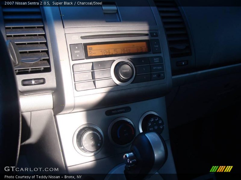 Super Black / Charcoal/Steel 2007 Nissan Sentra 2.0 S