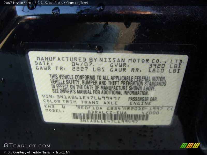 Super Black / Charcoal/Steel 2007 Nissan Sentra 2.0 S