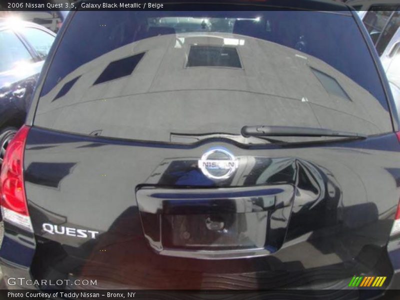 Galaxy Black Metallic / Beige 2006 Nissan Quest 3.5
