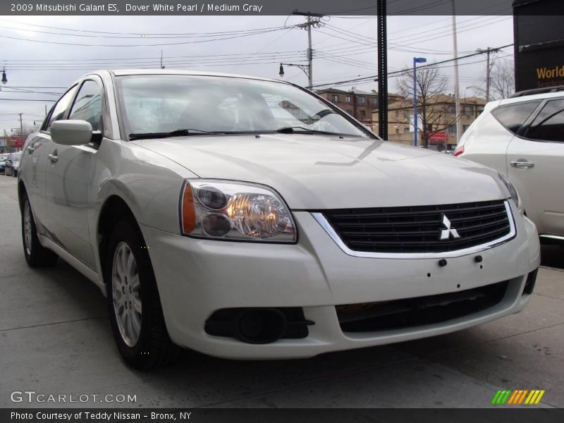 Dover White Pearl / Medium Gray 2009 Mitsubishi Galant ES