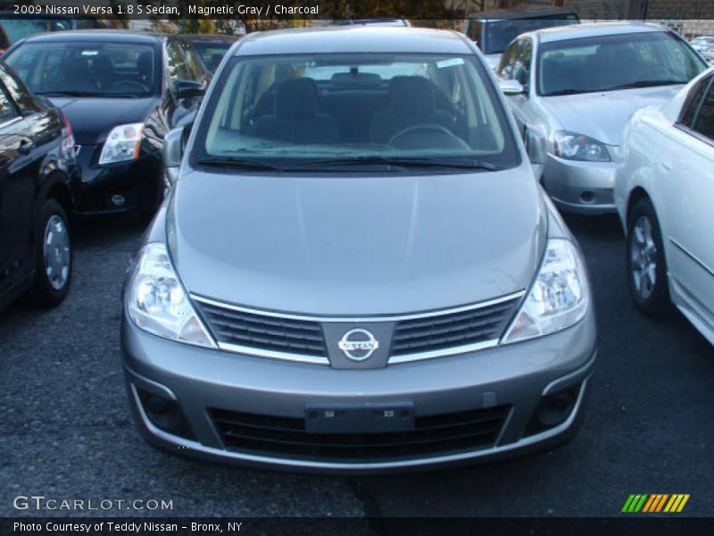 Magnetic Gray / Charcoal 2009 Nissan Versa 1.8 S Sedan