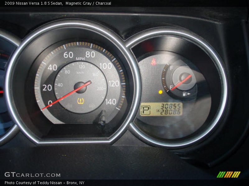 Magnetic Gray / Charcoal 2009 Nissan Versa 1.8 S Sedan