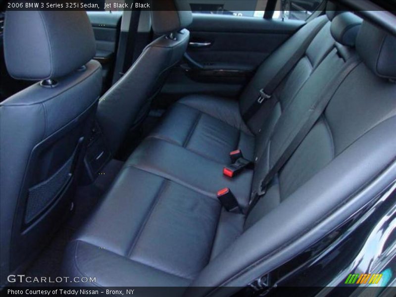 Jet Black / Black 2006 BMW 3 Series 325i Sedan