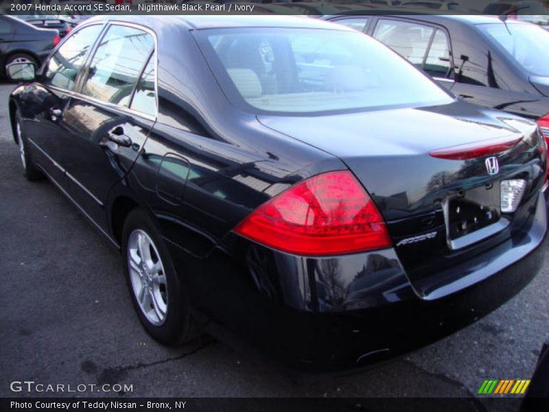 Nighthawk Black Pearl / Ivory 2007 Honda Accord SE Sedan