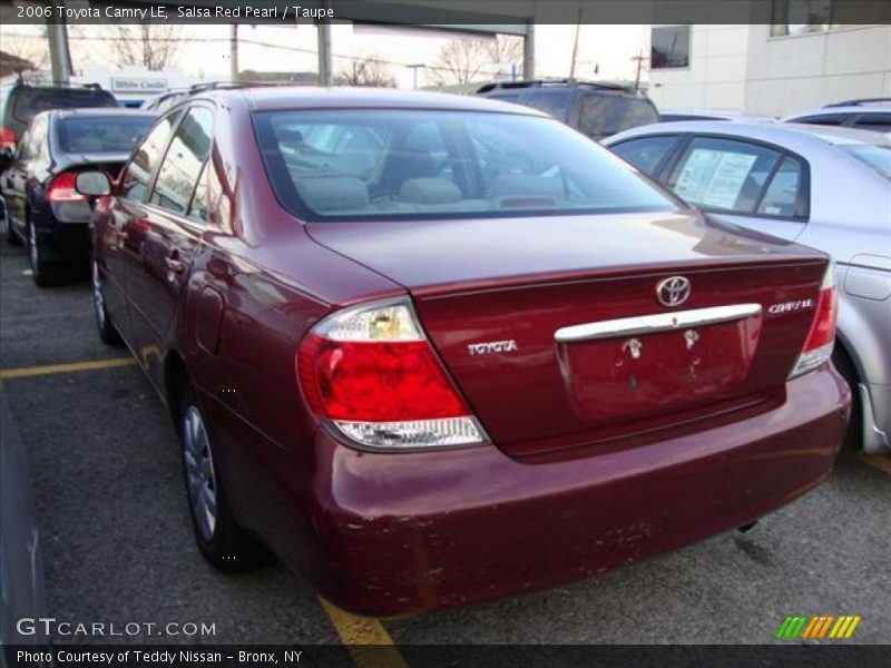 Salsa Red Pearl / Taupe 2006 Toyota Camry LE