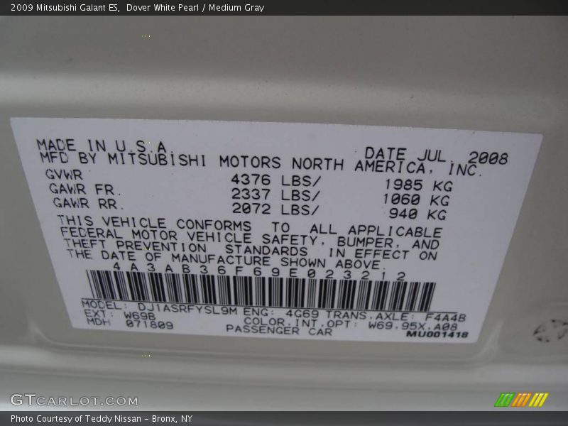 Dover White Pearl / Medium Gray 2009 Mitsubishi Galant ES